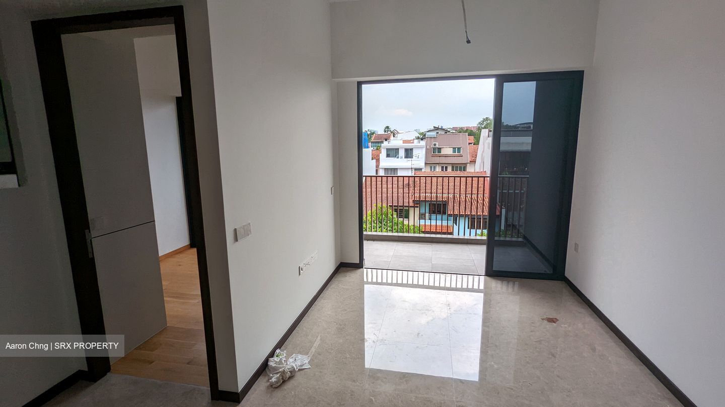 Royalgreen (D10), Condominium #537782101